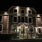 Domaine Du Lion Rouge Piscine Et