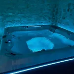 Domaine Du Lion Rouge Piscine Et Frühstückspension 4*