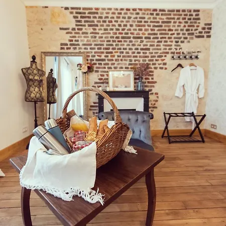 Bed & Breakfast Domaine Du Lion Rouge Piscine Et Coucy-le-Chateau-Auffrique