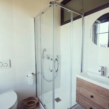 Domaine Du Lion Rouge Piscine Et 4*