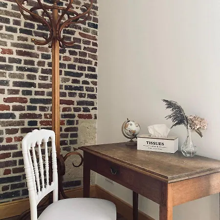 Domaine Du Lion Rouge Piscine Et Frühstückspension