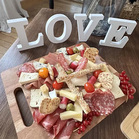 Domaine Du Lion Rouge Piscine Et Bed & Breakfast