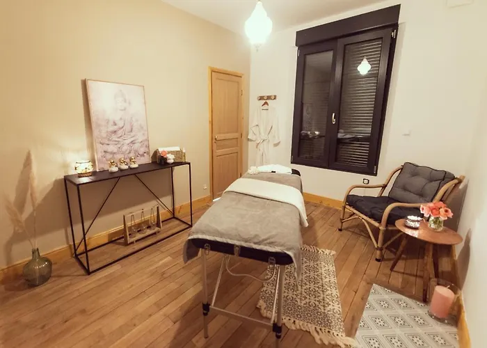 Bed & Breakfast Domaine Du Lion Rouge Piscine Et