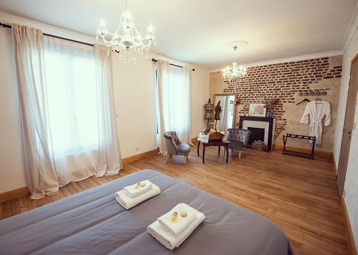 Domaine Du Lion Rouge Piscine Et 4* Coucy-le-Chateau-Auffrique