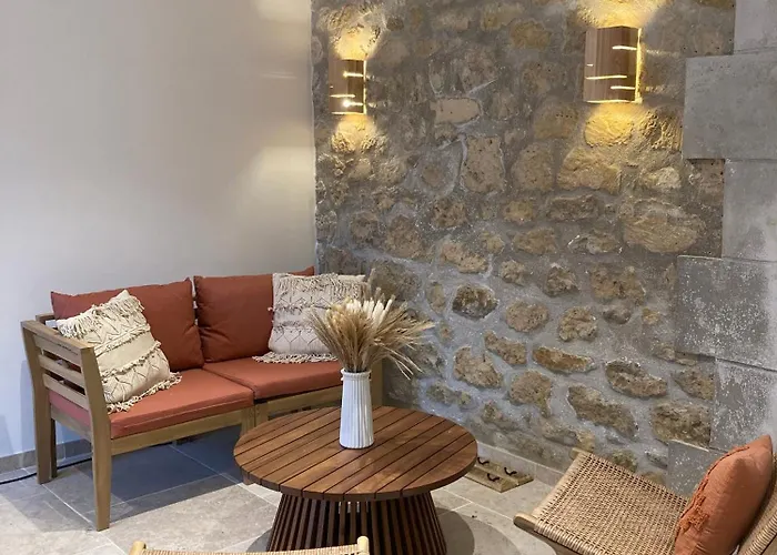 Domaine Du Lion Rouge Piscine Et Bed & Breakfast 4*