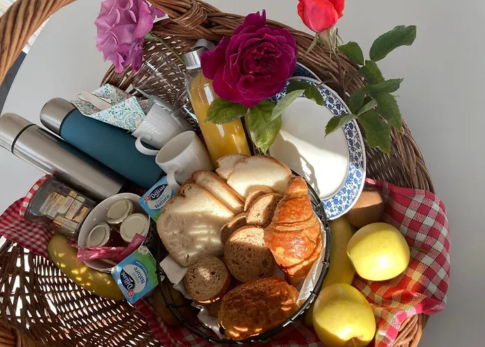 Domaine Du Lion Rouge Piscine Et Bed & Breakfast Coucy-le-Chateau-Auffrique