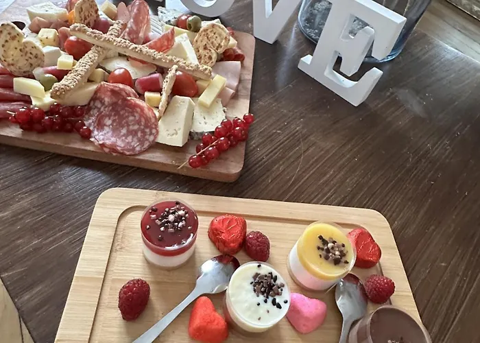 Bed & Breakfast Domaine Du Lion Rouge Piscine Et 4*