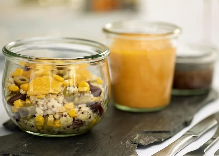 Domaine Du Lion Rouge Piscine Et Bed & Breakfast Coucy-le-Chateau-Auffrique